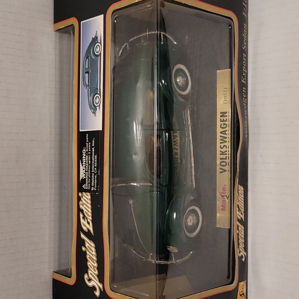 Vintage Maisto 1951 Volkswagen 1:18 Die Cast Car - Picture 4 of 17